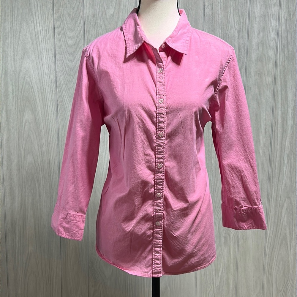 Izod women’s pink button down shirt size XL